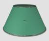 Rund lampesk�rm mellem h�j model 23 cm i h�jden betrukket med gr�n chintz stof med guldkant