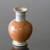 Vase orange, krakeleret, produceret af Royal Copenhagen