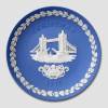 1975 Christmas plate
