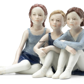 Ballerina sitting tying her shoes, Royal Copenhagen figurine | No