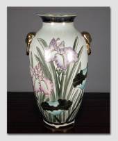 Fleur-De-Lis, Chinese vase