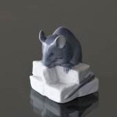 Mouse on Sugar, Royal Copenhagen figurine no. 510