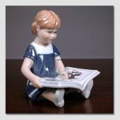 Else l�ser, Pige siddende med bog, Royal Copenhagen figur