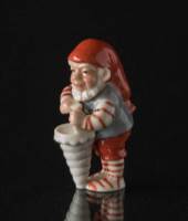Nisse med kr�mmerhus, Royal Copenhagen julefigur
