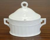 Hvid vifte sukkersk�l med l�g, indhold 17 cl, produceret af Royal Copenhagen