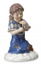 Hans Christian Andersen figurine, The little match girl, Royal Copenhagen figurine