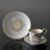 2001, Bing & Grondahl Christmas Cup w/dessert plate, set