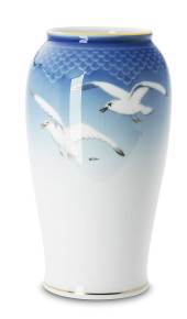 Seagull with gold, large vase, produced by Bing & Grondahl - Royal Copenhagen 
