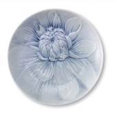 The Art of Giving Flowers, platte med lysebl�t relief, 'Dawn Skye',produceret af Royal Copenhagen