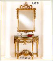 Console, gold/silver, hand-carved