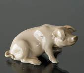 Sitting pig, Bing & Grondahl figurine