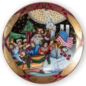 2000 Santa Claus plate, produced by Bing & Grondahl