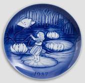 1987 Desiree Svend Jensen Christmas plate