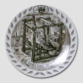 Plate