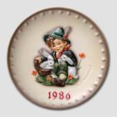 Hummel Yearplate