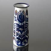 Fajance vase signeret BJ, produceret af Royal Copenhagen