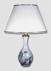 Bordlampe med Kirseb�rgren, produceret af Royal Copenhagen