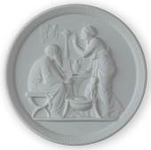 Royal Copenhagen Thorvaldsen Bisquitplate Winter