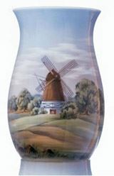 Royal-Copenhagen-vase-13028.jpg