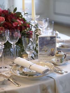 Royal-Copenhagen-Flora-Dani.jpg