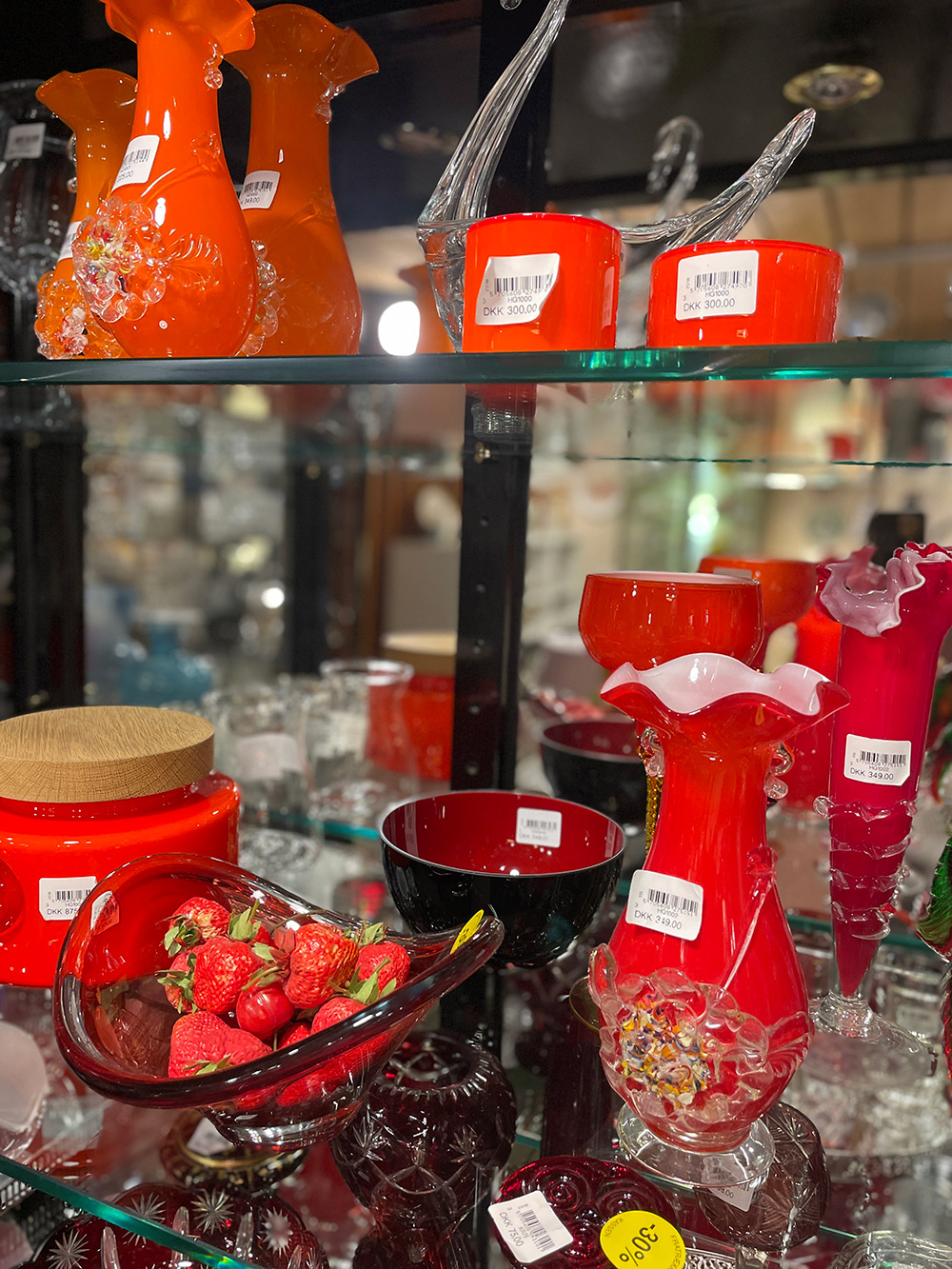 Glass vases, bowls, etc. at DPH Trading
