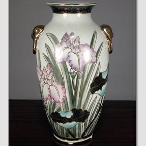 Fleur-De-Lis, Chinese vase | No. 05-29-37-1 | DPH Trading