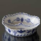 Blue Fluted, full lace, round pickle dish 11cm