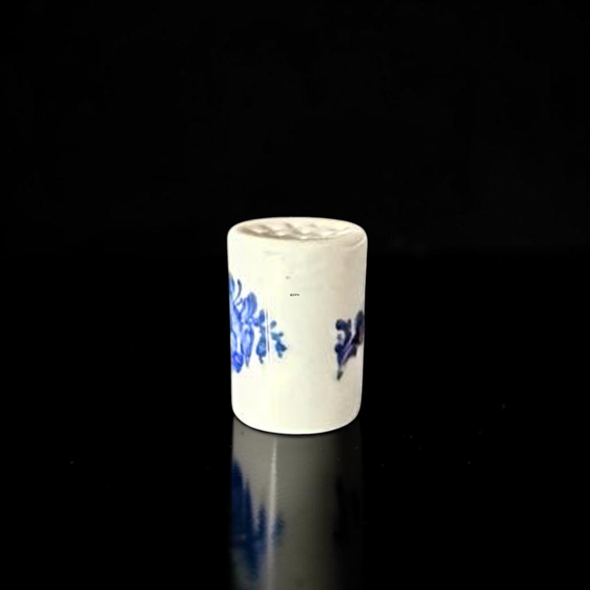 Blue Flower braided, pepper pot no. 10/8053, Royal Copenhagen