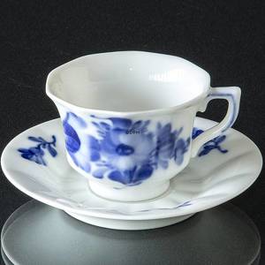 Blue Flower, Angular, Tiny Coffee Cup, Royal Copenhagen Cup Ø6cm H: 4.5cm saucer: Ø 9.8cm | No. 10-8519 | DPH Trading