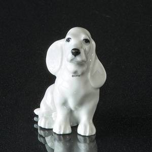 White dog looking up, Royal Copenhagen figurine | No. 1003547 | Alt. r2547 | DPH Trading