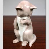 Kitten standing, Bing & Grondahl cat figurine no. 2516