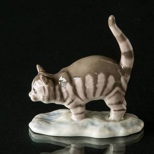 Cat, Wiberg, Royal Copenhagen Christmas figurine | No. 1021372 | Alt. 1021372 | DPH Trading