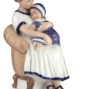 Else with her mother in armchair, Royal Copenhagen figurine | No. 1021670 | DPH Trading