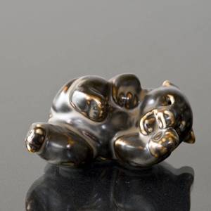 Bear Cub lying down playing, Royal Copenhagen stoneware figurine no. 21432 | No. 1049232 | Alt. R21432-S | DPH Trading