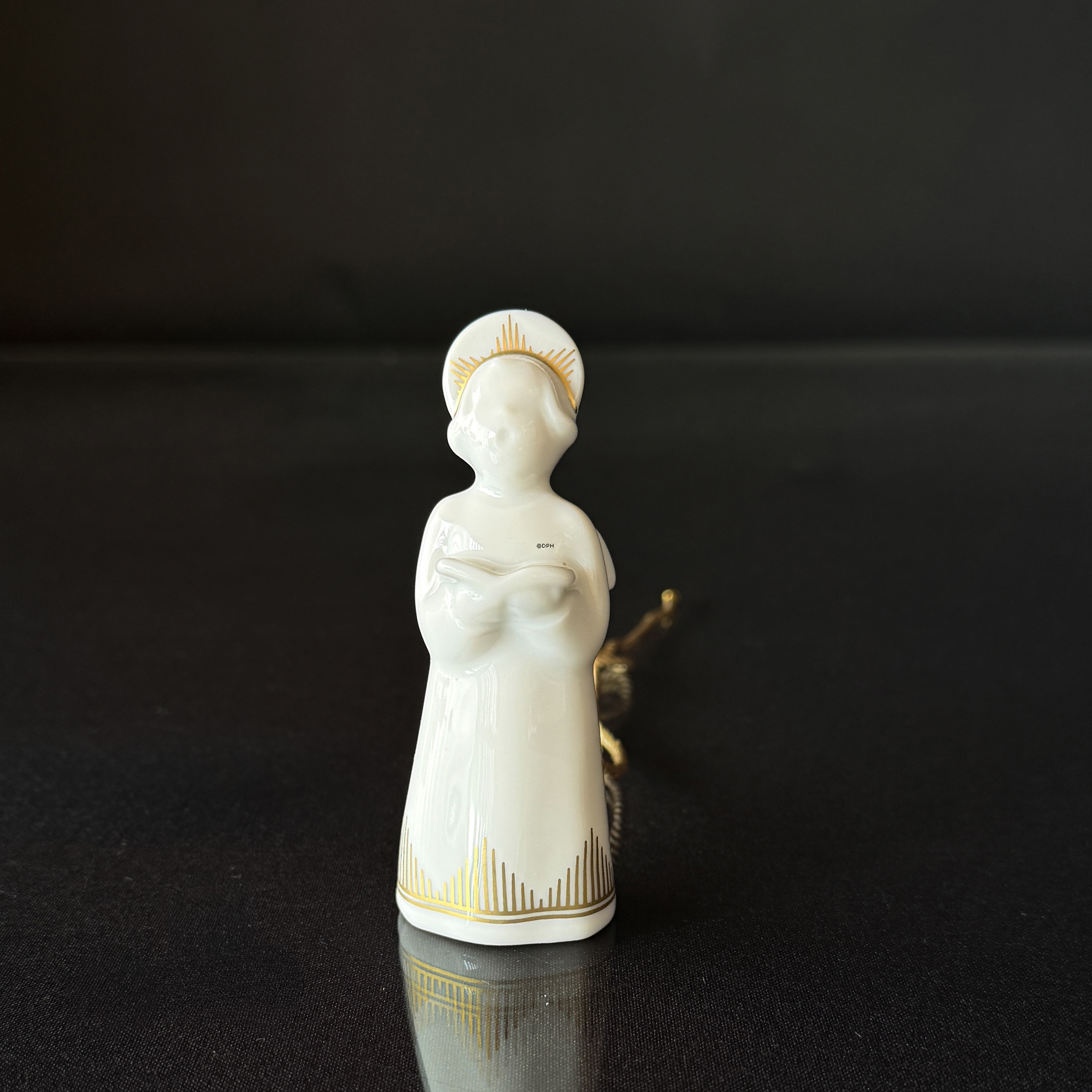 Royal Copenhagen hanging ornament, Angel with Hymn Book