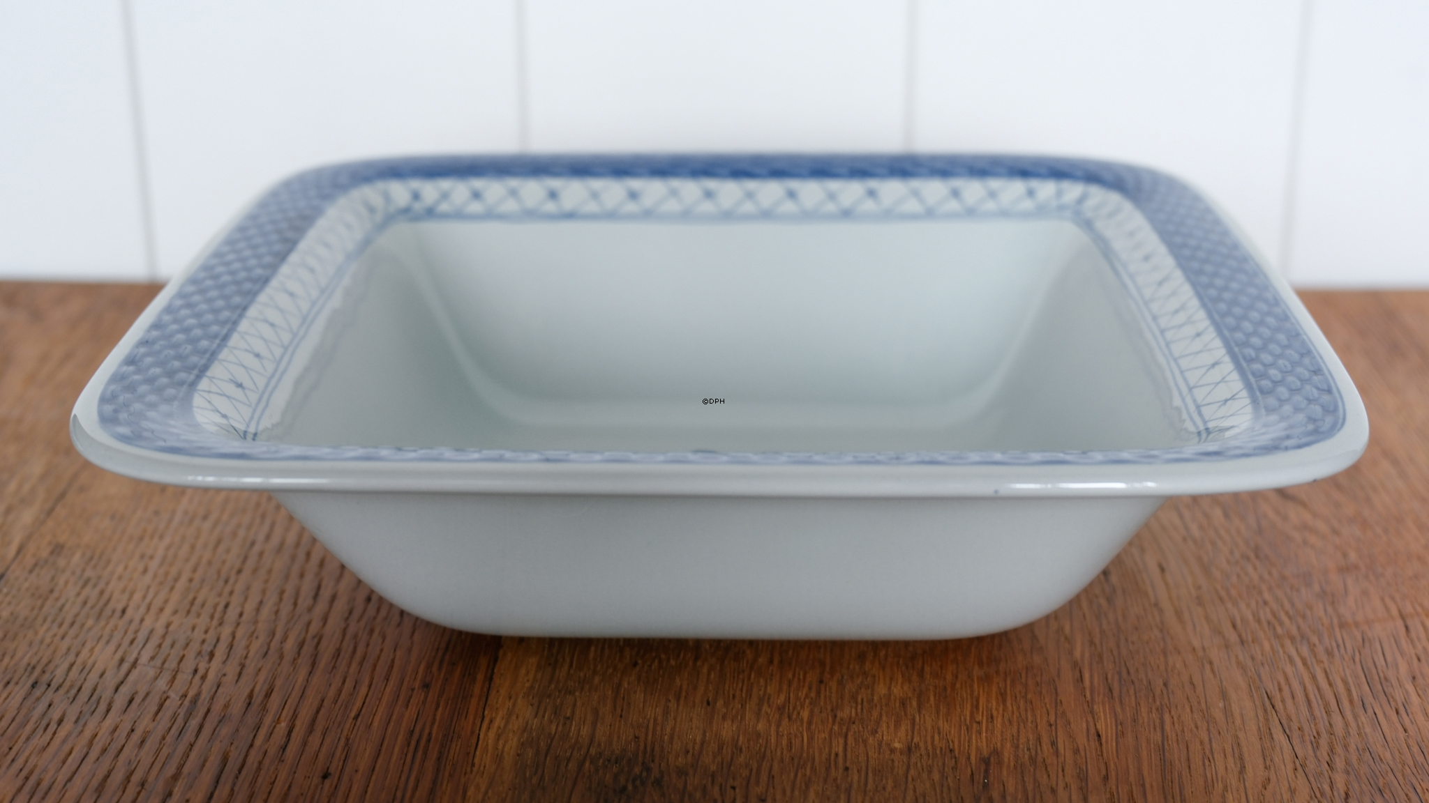 Royal Copenhagen/Aluminia Tranquebar, blue, Potato bowl no. 11/1335