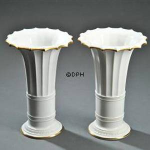 Royal Copenhagen White Hetsch vase | No. 1100869 | DPH Trading