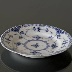 Blue Fluted, Half Lace, plate, Royal Copenhagen 16cm | No. 1102615 | Alt. 1-575 | DPH Trading