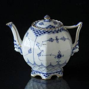 Blue Fluted, Full Lace, Tea Pot with Golden Rim, Royal Copenhagen | No. 1103135-G | Alt. 1-1118 | DPH Trading