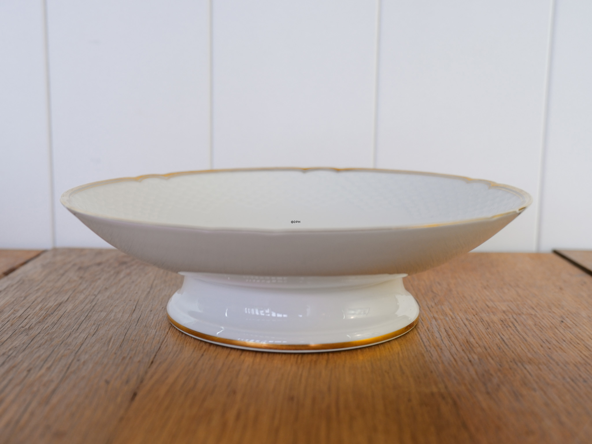 Bing & Grondahl Hartmann Round bowl on foot no. 206