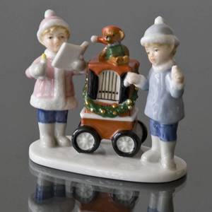 Clara & Peter with barrel organ, Royal Copenhagen figurine | No. 1249220 | DPH Trading