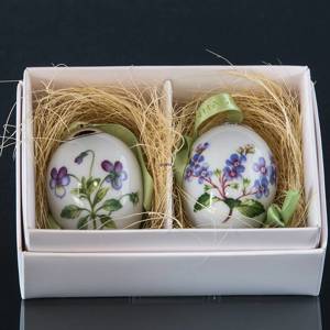 Porcelain egg with flowers, 2 pcs. Royal Copenhagen Easter Egg 2015 | Year 2015 | No. 1249953 | Alt. 1016812 | DPH Trading