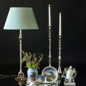 Table lamp shinning Nickel finish (silver look) without lampshade 
