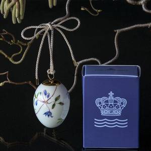 Easter egg with clematis, Royal Copenhagen Easter Egg 2019 | Year 2019 | No. 1252009 | Alt. 1027145 | DPH Trading