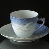 Seagull Service with gold Espresso Cup and Saucer, capacity 7,5 cl, Bing & ...