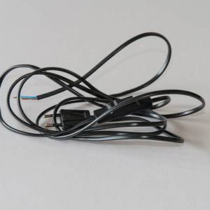 Black wire with switch 2.70 metre | No. 131 | DPH Trading