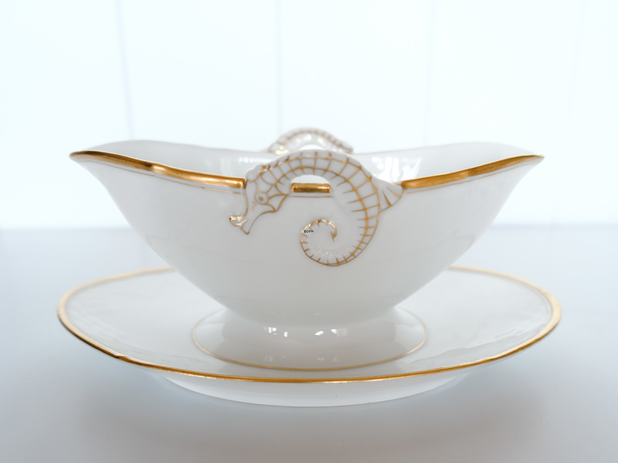 Bing & Grondahl Hartmann Sauce boat no. 8 or 311