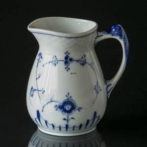 Blue traditional cream jug, large 2.5 dl. Blue Fluted Bing & Grondahl | No. 1415303 | Alt. 4815-189 | DPH Trading