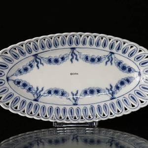 Empire tableware Oval dish with lace 23cm | No. 1425001 | DPH Trading