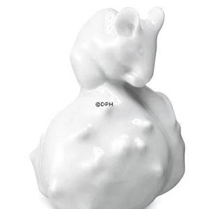 Mouse on Chestnut, Royal Copenhagen figurine | No. 2670063 | DPH Trading